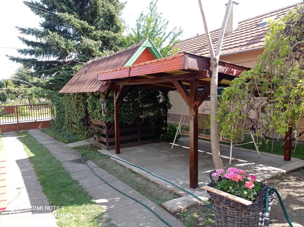 Olga Vendeghaz Apartment Abadszalok Luaran gambar
